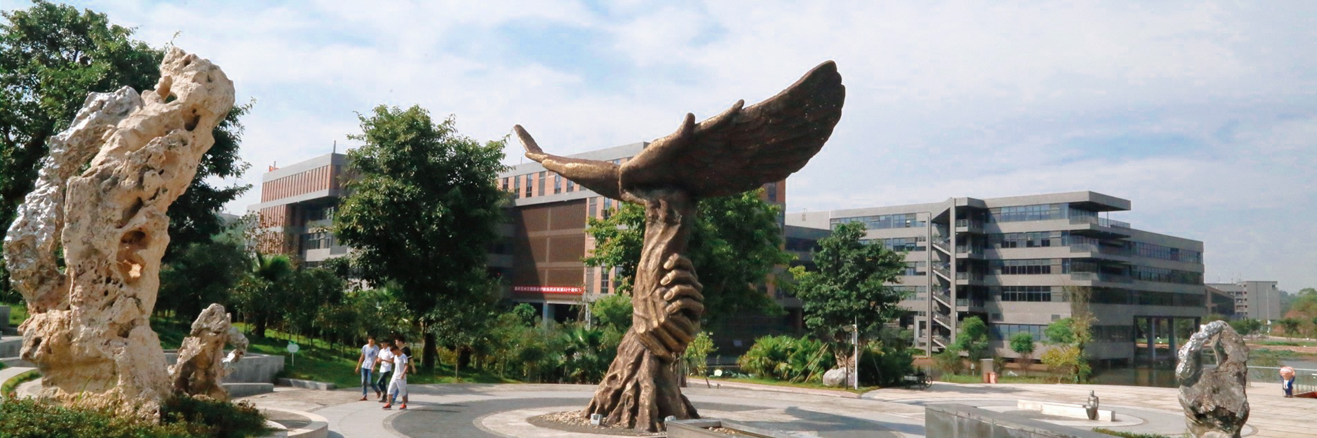 教務(wù)處召開(kāi)2019-2020學(xué)年第二學(xué)期中期檢查總結(jié)與經(jīng)驗(yàn)交流會(huì)
